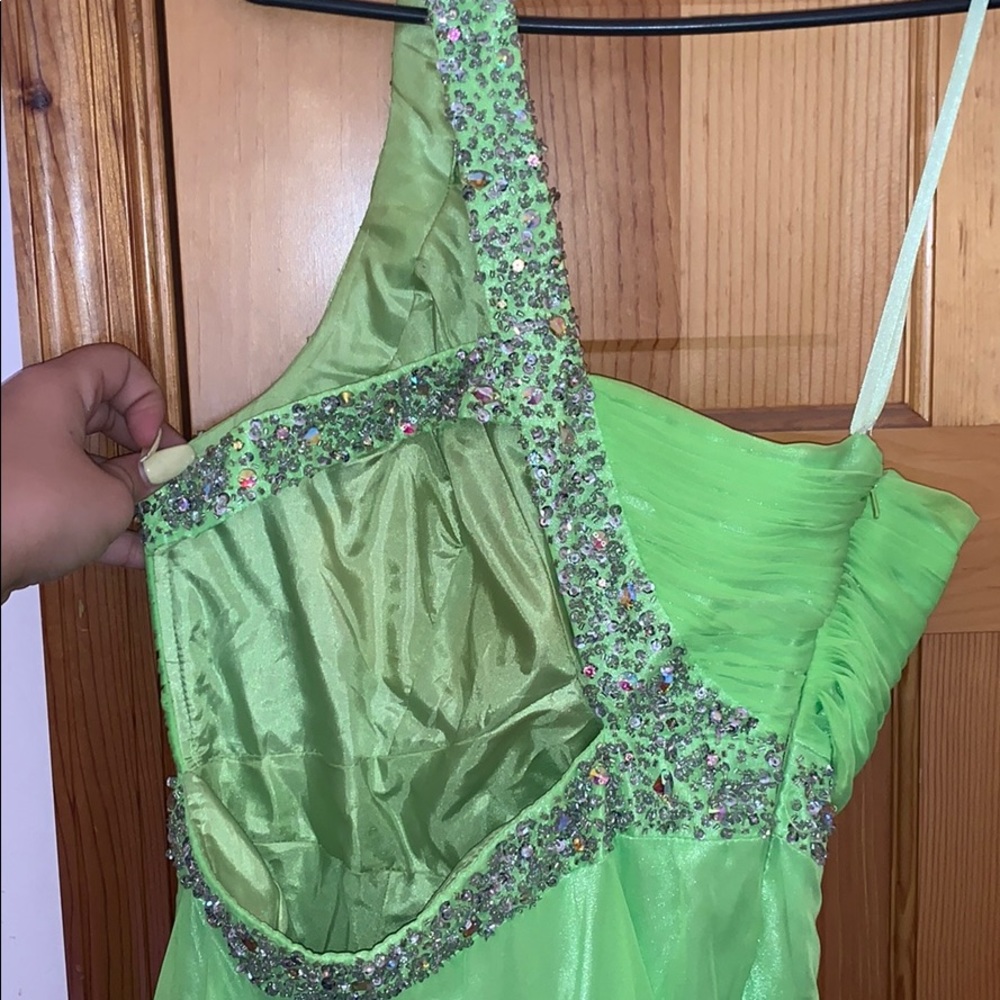 Prom dress - Picture 5 of 6